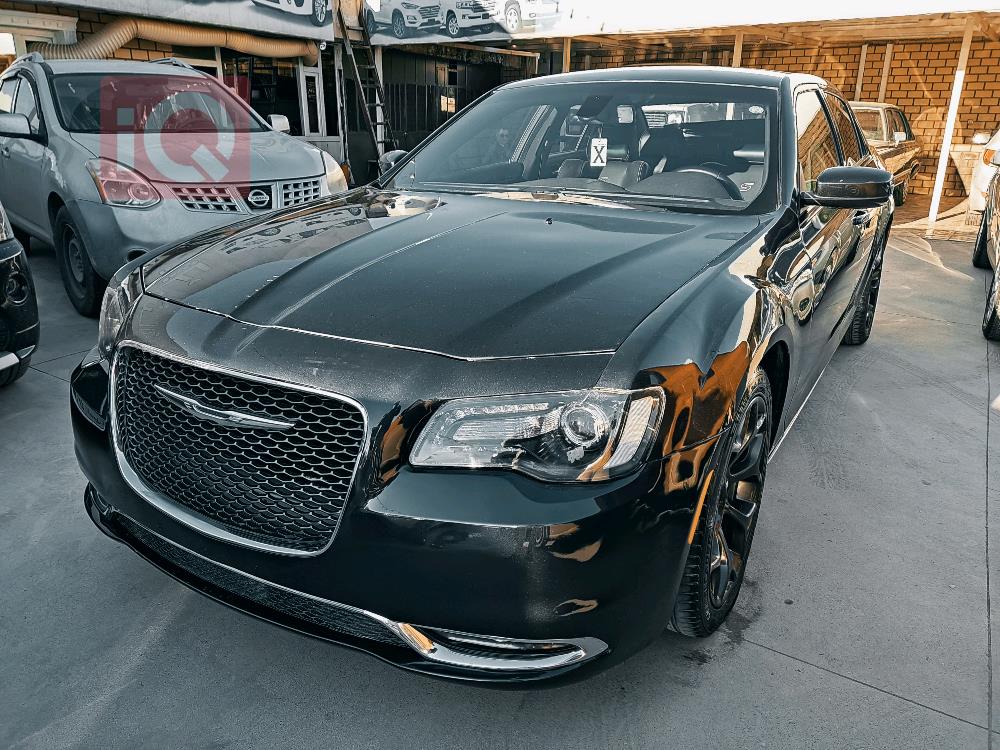 كرايسلر 300